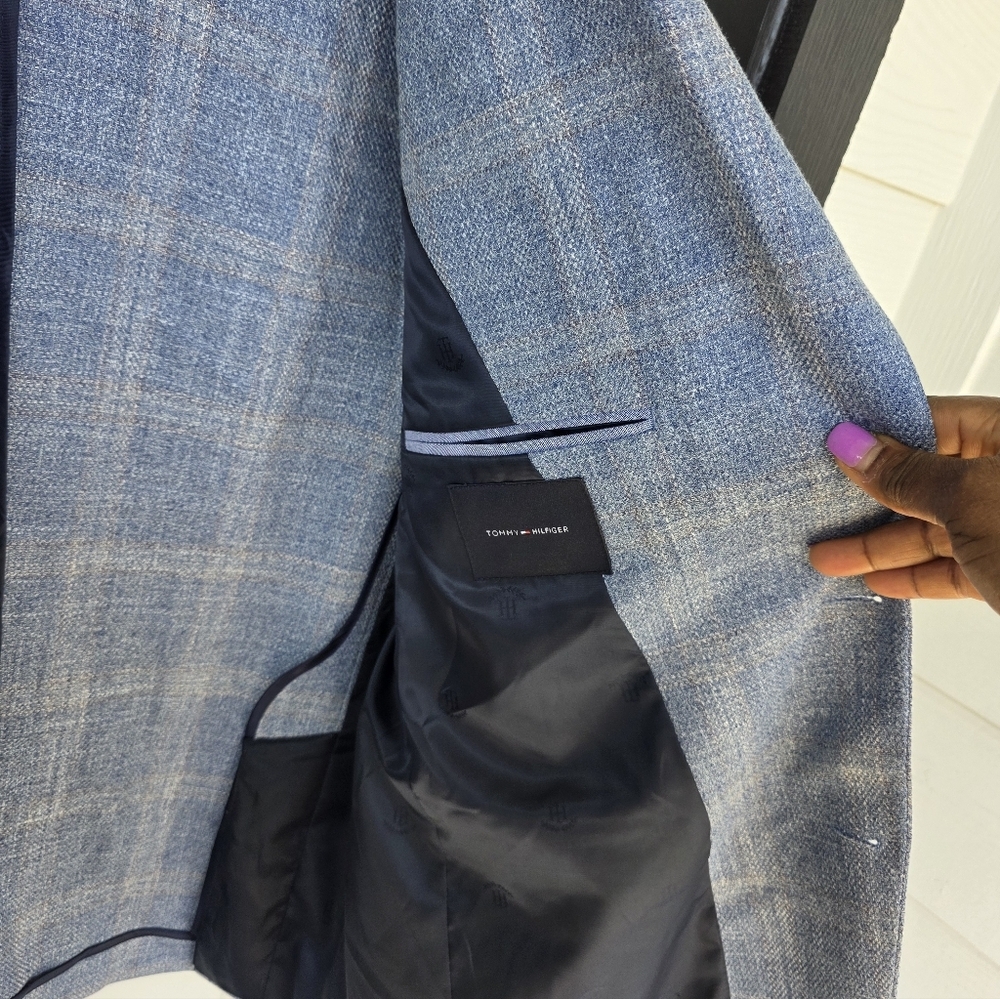 NWT Tommy Hilfiger Gene Men’s Blazer 46R Light Blue Plaid Sport Coat MSRP $295 - Picture 13 of 14